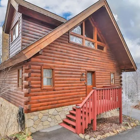 Romantic, Honeymoon Cabin In The Smokies!